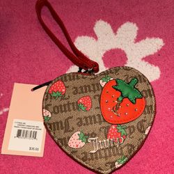 Juicy Couture Freshly Picked Heart Zip Around Wristlet