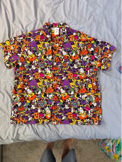 Disney Halloween Button-Down Shirt (Men’s XL)