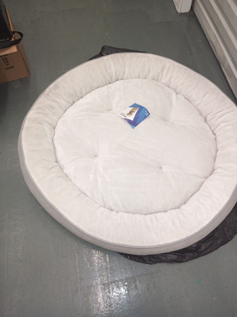 Petcrest Round Bed