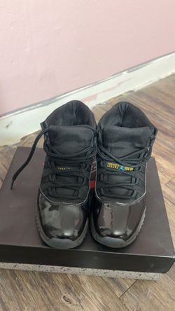 Air Jordan 11 Retro Black GAMMAS size 7.5 men
