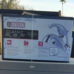 Centerset Bathroom Faucet