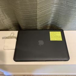 Macbook Pro with 16 GB Ram and 500 GB HDD