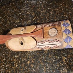 19" Wood Mask