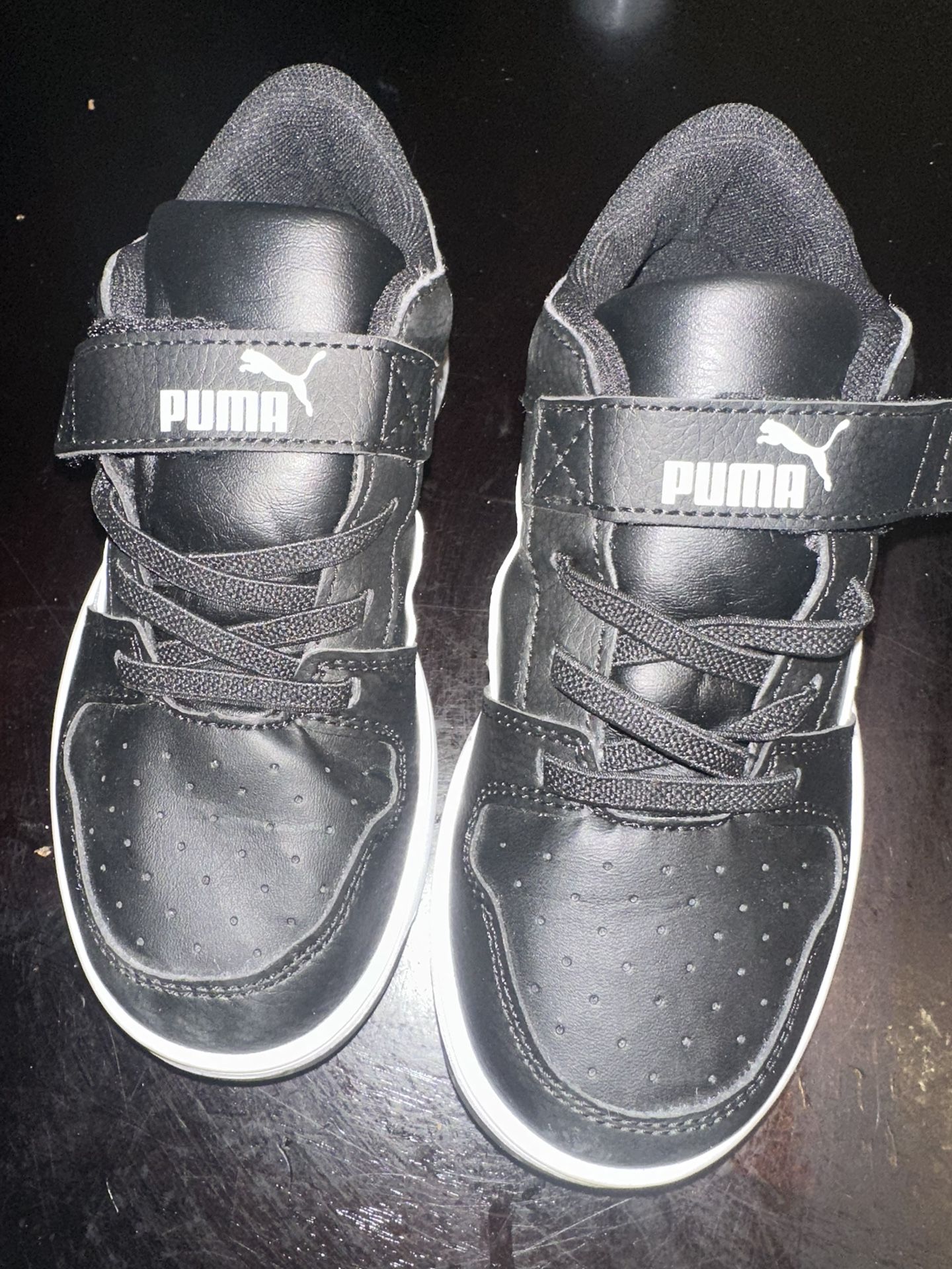 Pumas Shoes