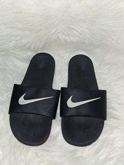 women's nike sandals,slides size 8/8.5