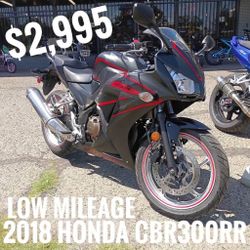 2018 Honda CBR300R $2,995 cash price plus taxes and fees
