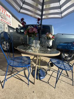 Patio Table (no Chairs ) $25