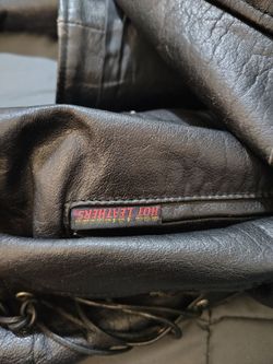 Selling men's 2XL heavy motorcycle riding jacket brand hot leather asking $46 you pick up Reseda area
