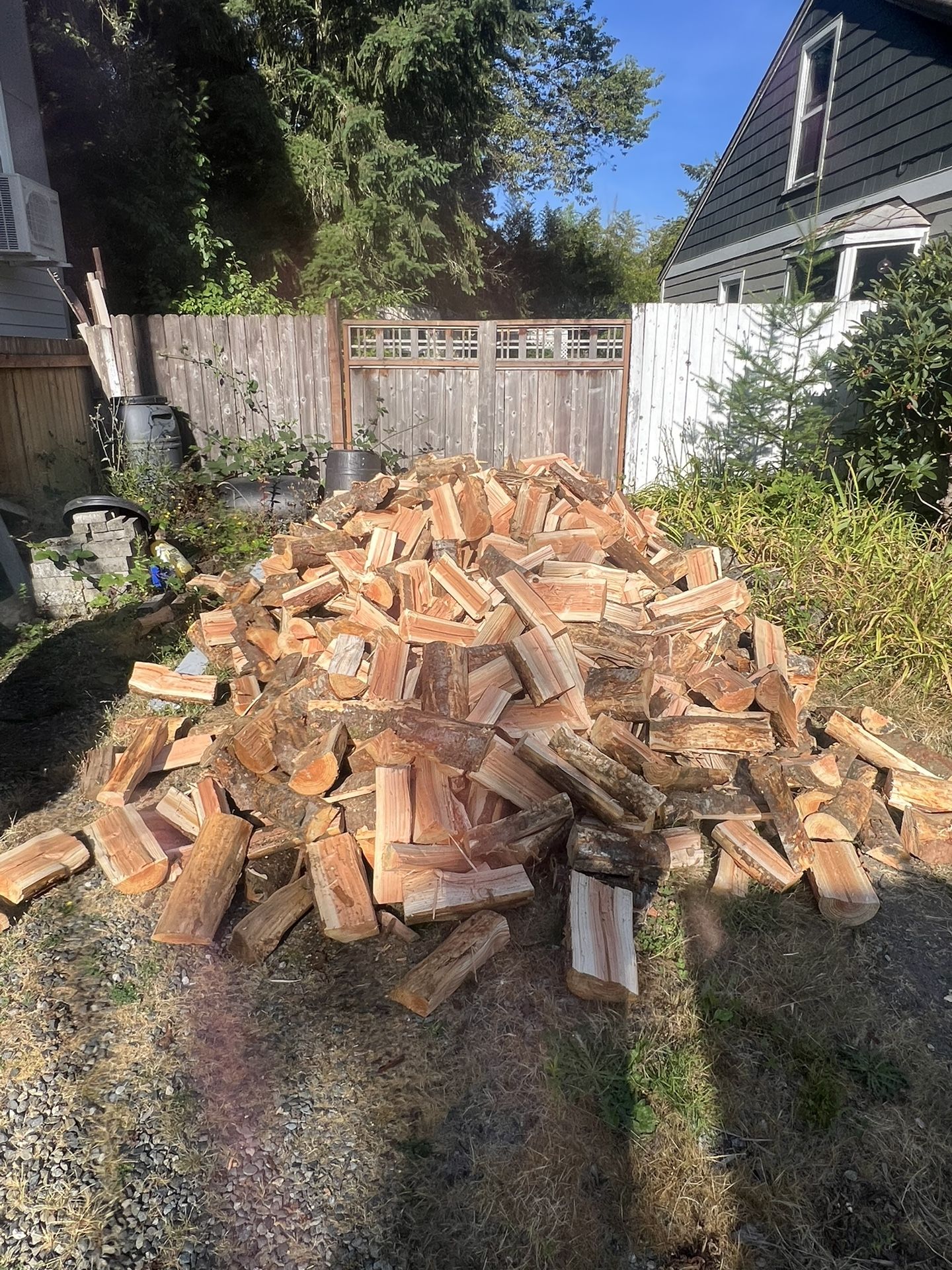 🔥Firewood delivered 🔥