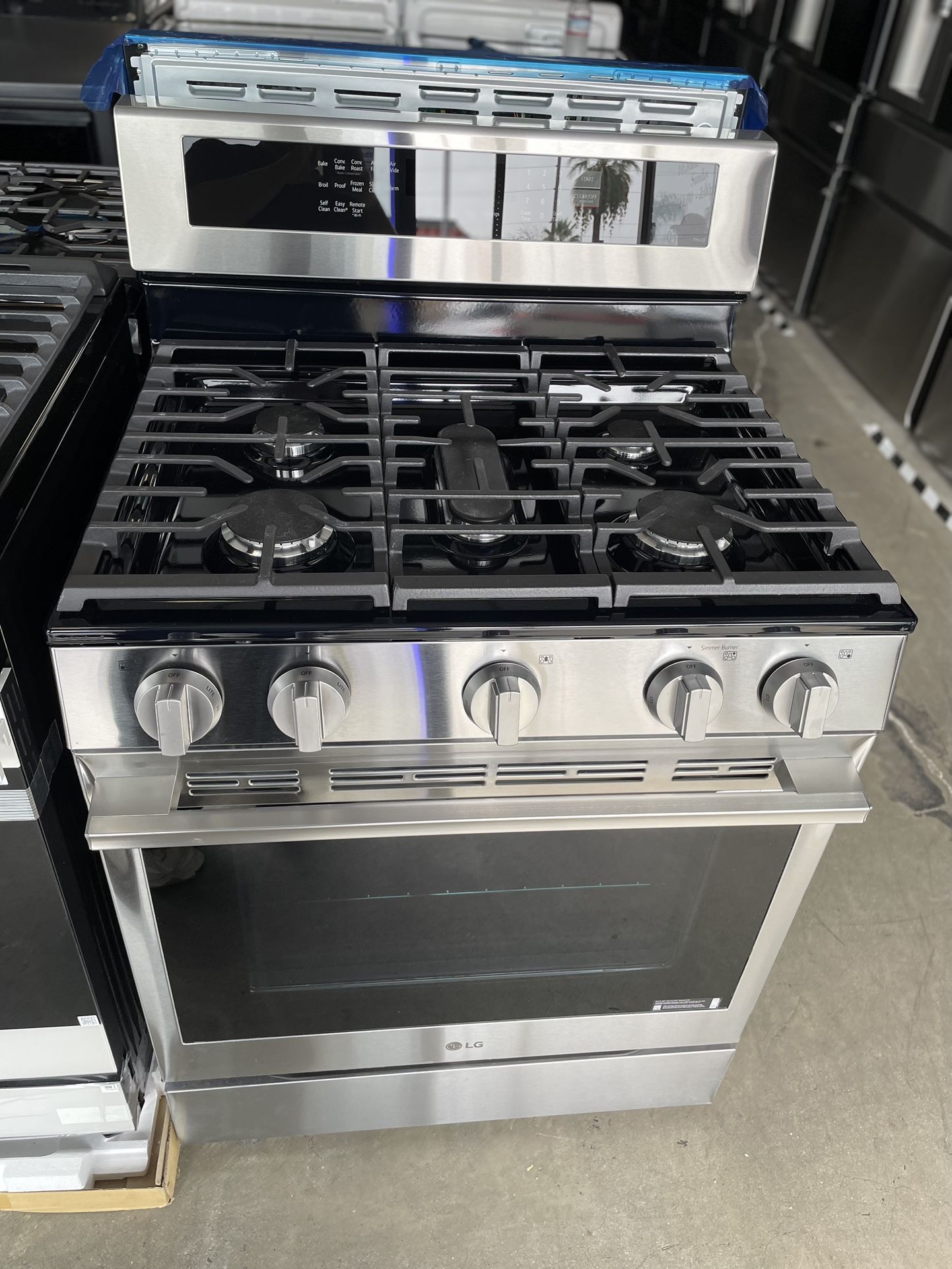 LG 6.3 Cu Smart WiFi Enabled Probake Convection Gas Range With Airfry