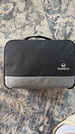 Vankyo leisure 470 pro native wireless single LCD mini projector
