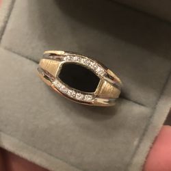 10k Diamond Ring 