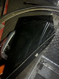 2022 Bronco Rear Left Quarter Glass
