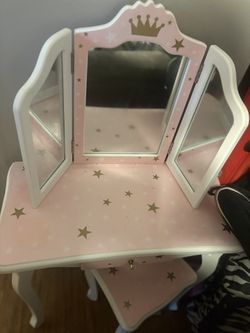 Little Girls Vanity , 