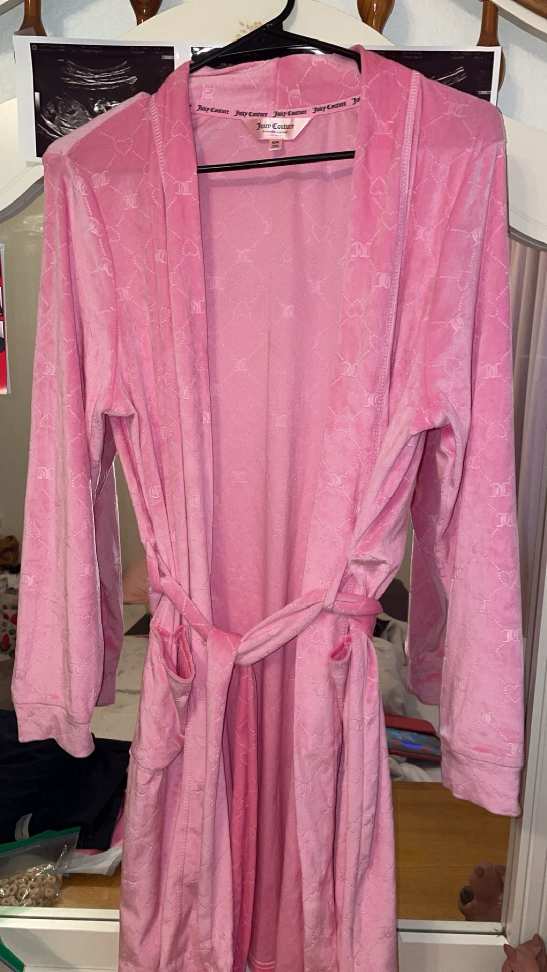 Juicy Couture Robe