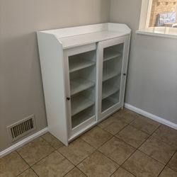 Kitchen Cabinet