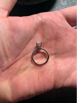 Engagement ring real diamonds