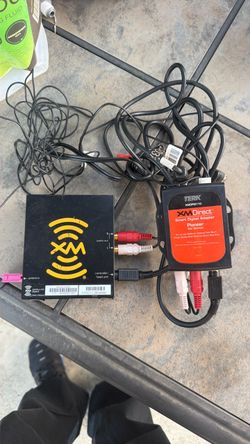 XM Satellite Radio Tuner & Terk XMDirect Adapter