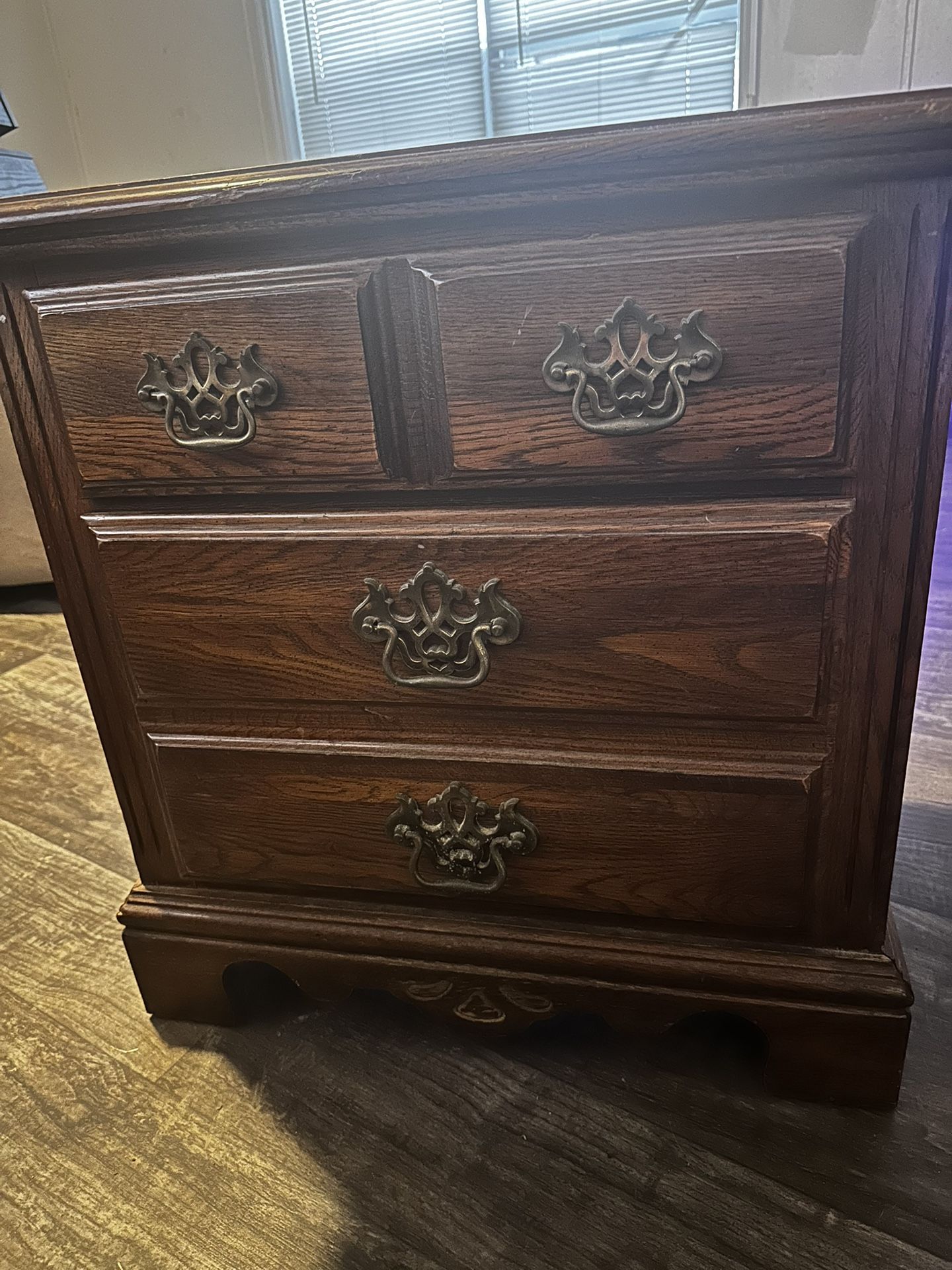 2 NightStands