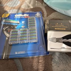 Men’s Grooming Bundle – Razor Blade Cartridge Pack (16ct) + Stainless Steel Nail Clipper Set