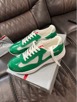 Prada size 10