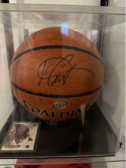 VINCE CARTER AUTOGRAPHED BASKETBALL