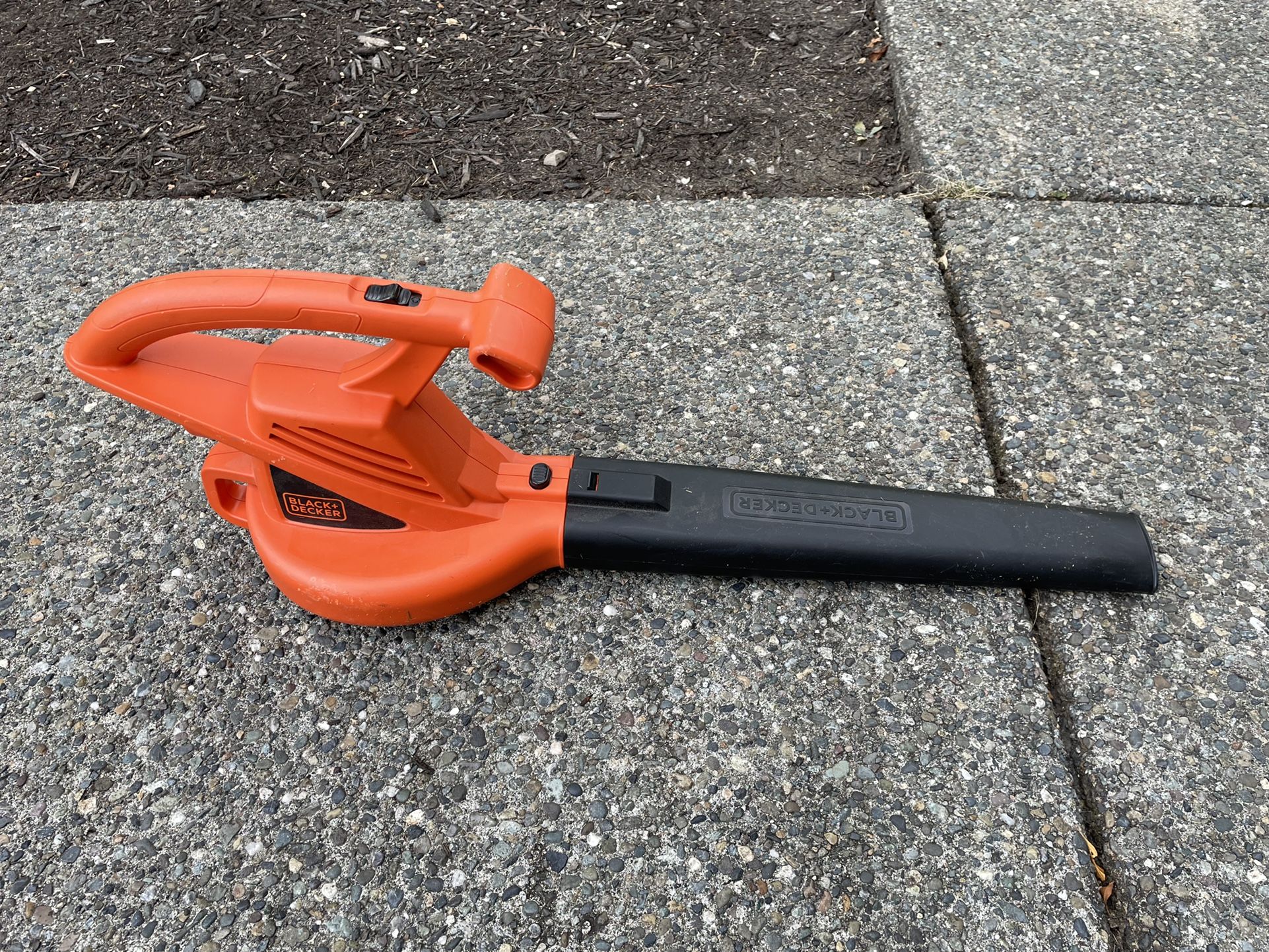 Leaf Blower