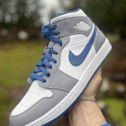 Jordan 1 Mid Blue Cement