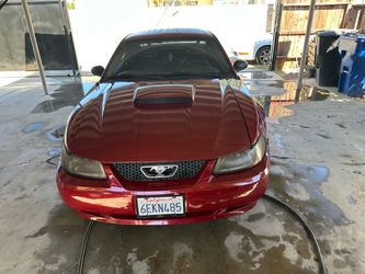 2003 Ford mustang GT deluxe