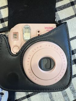 Fuji Film Instax Mini8 Camera With Carrying Case