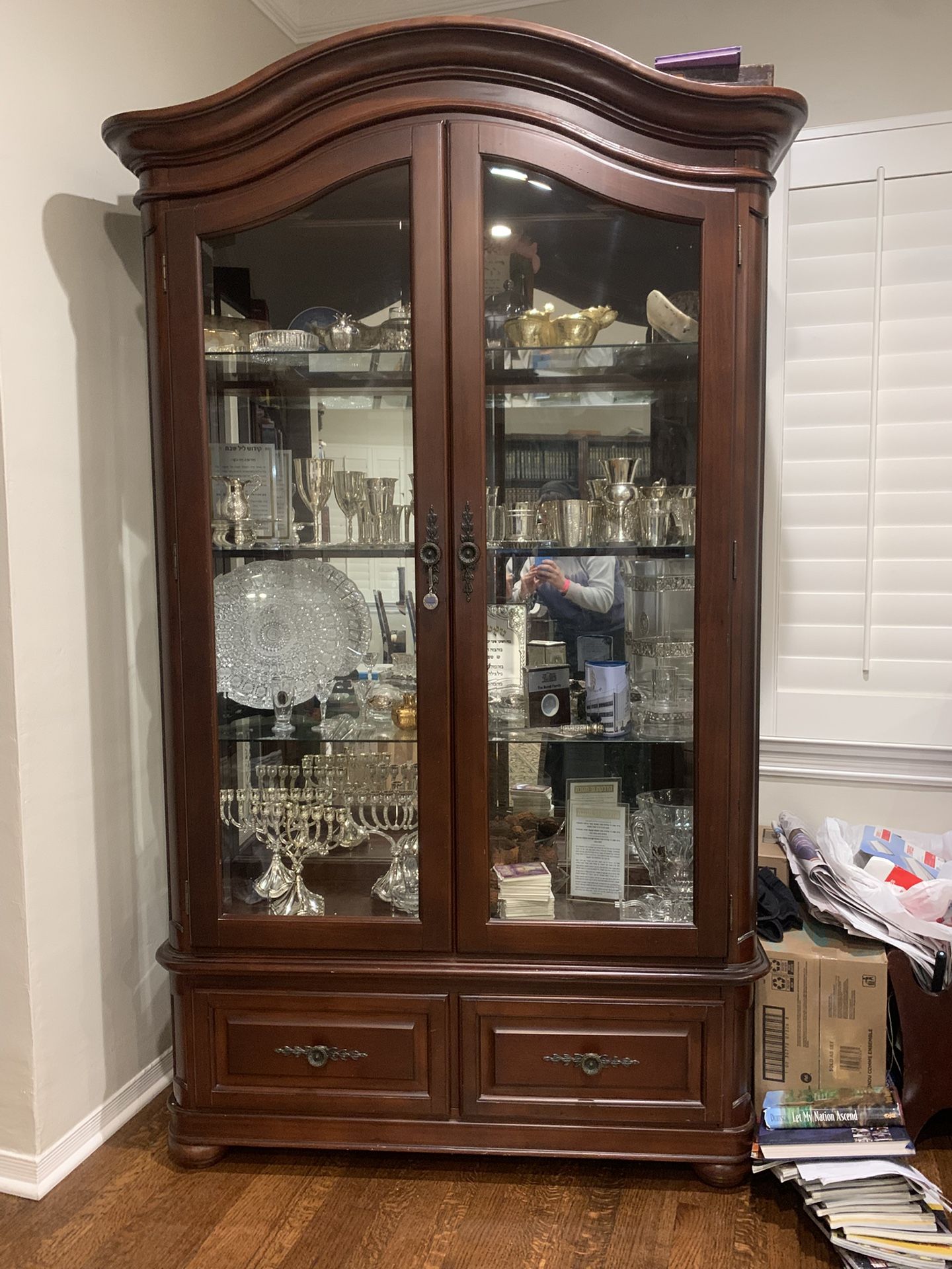 Curio / Breakfront With Glass Doors And Shelves