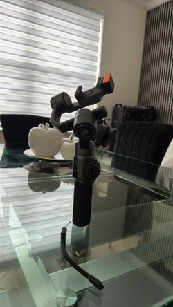 Zhiyun Smooth 5 Smartphone Gimbal Stabilizer + Case