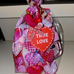 Valentine's Day gift bag b-pure and more NEW