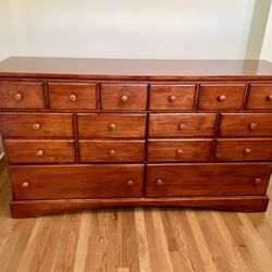 Beautiful, lightly-used matching dresser and nightstand set