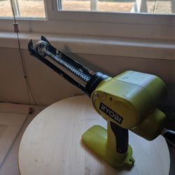 Ryobi Caulk Gun