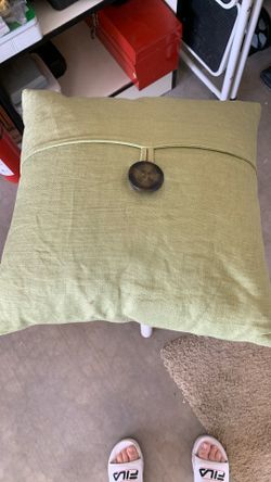 Pillow 16x16 Filled Premium