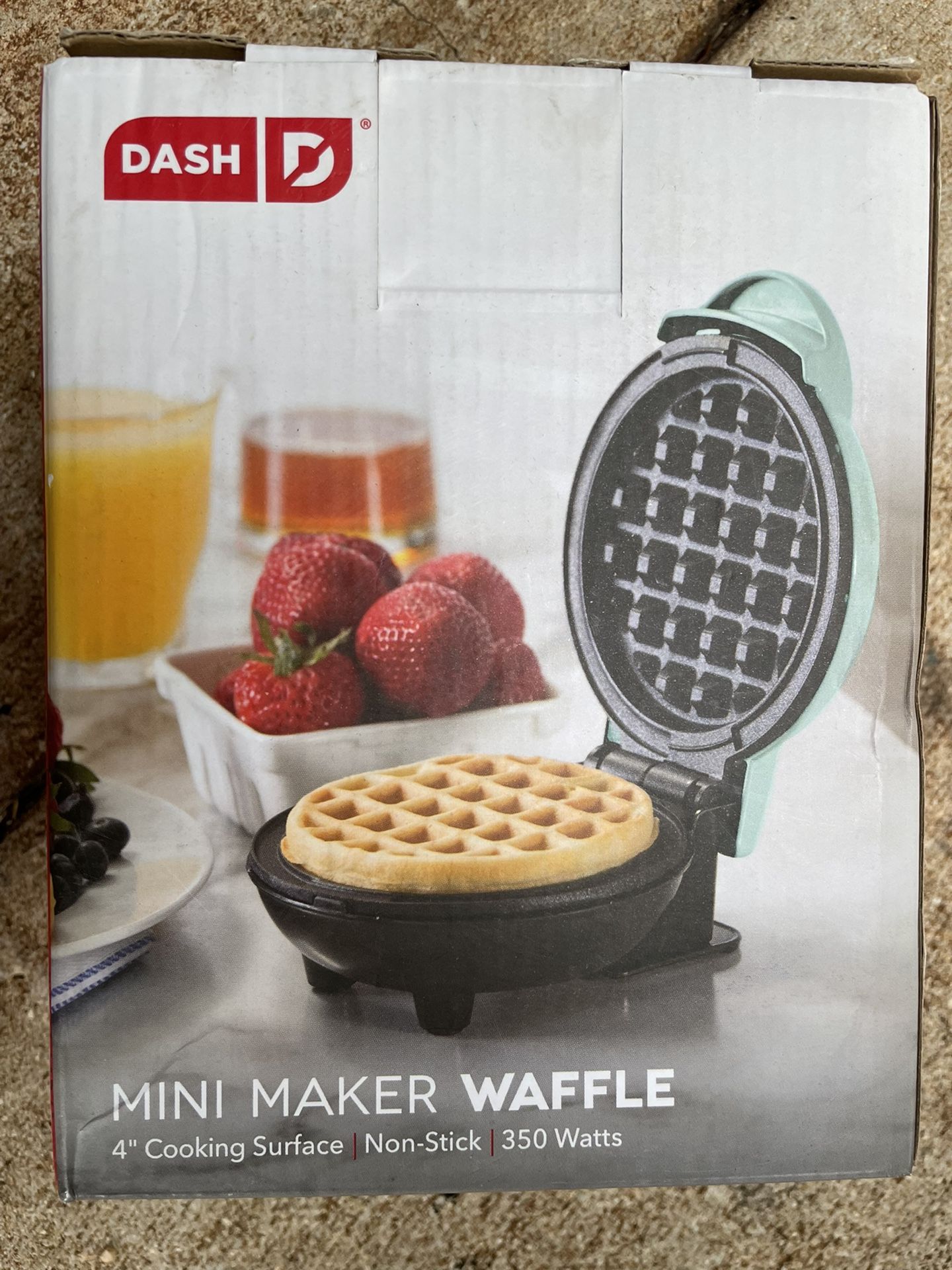 Dash Mini Waffle Maker