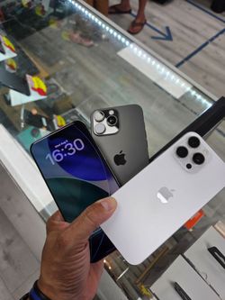 🔥 iPhone 16 Pro Max – 256GB – Factory Locked 🔥
💲 ONLY $695 – FIRM PRICE 🚫 No discounts. No trades.