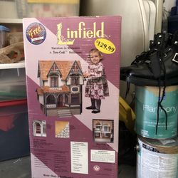 Linfield Doll House