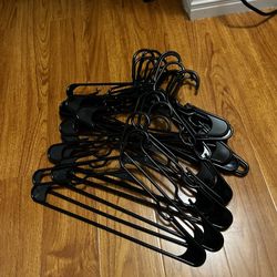 20 Black Clothes Hanger