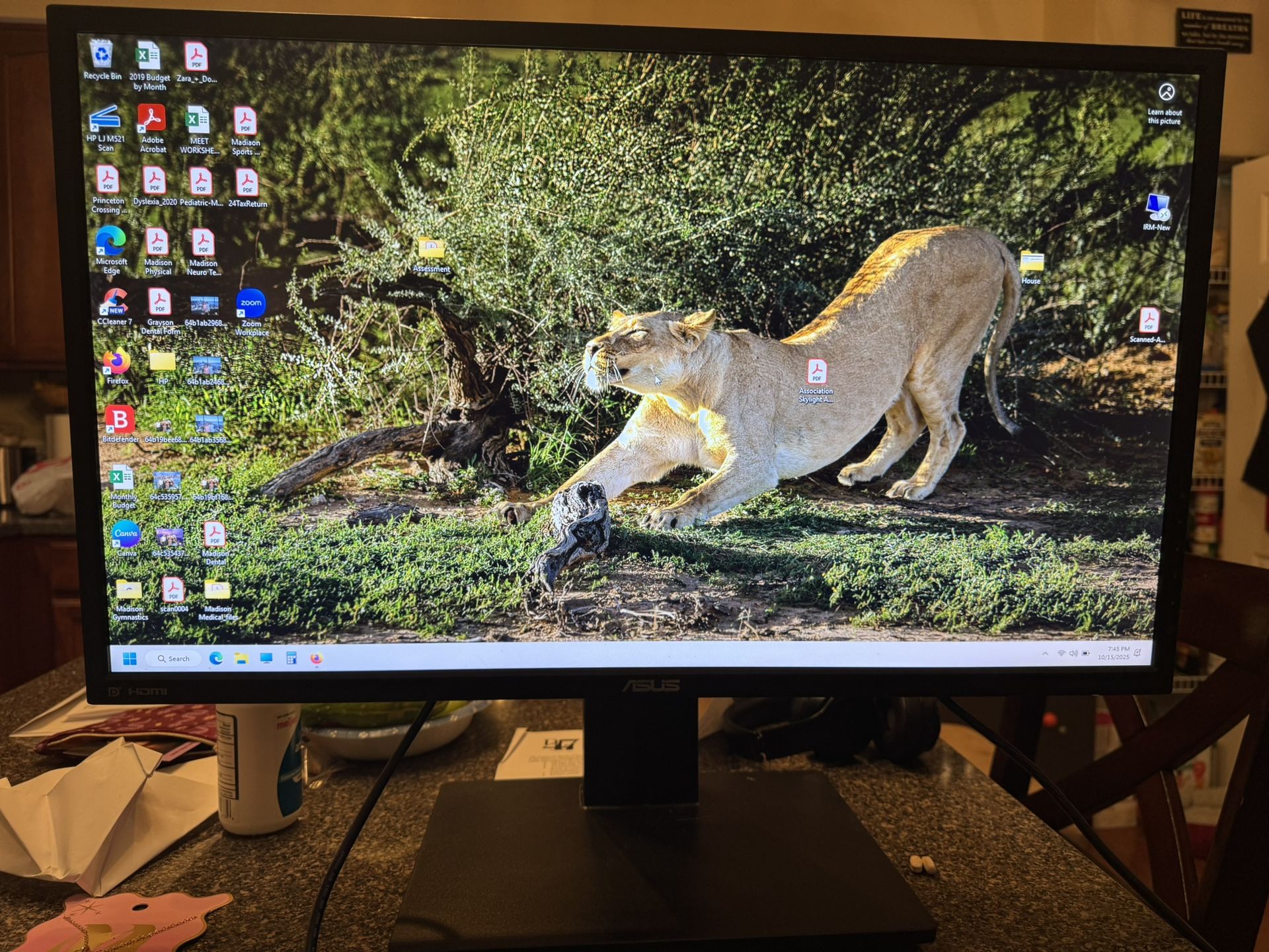 ASUS 27” P277Q 2k Monitor (2560x1440)
