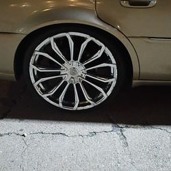 2006 Cadillac DTS Gold