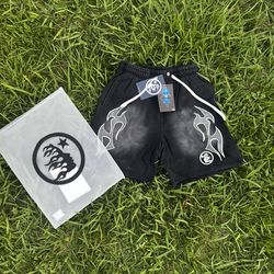 black hellstar shorts