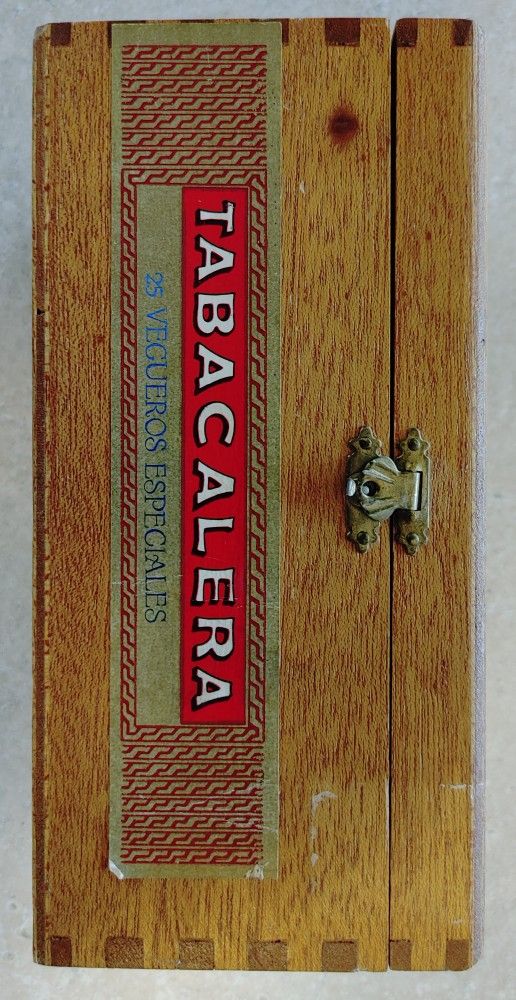 Cigar Box Wood Vintage