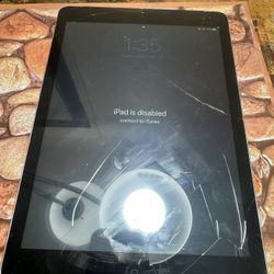 Apple ipad Air model A1475 for parts 