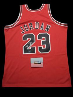 Michael Jordan Auto Autographed Signed Jersey Chicago Bulls 1997-98 UDA
