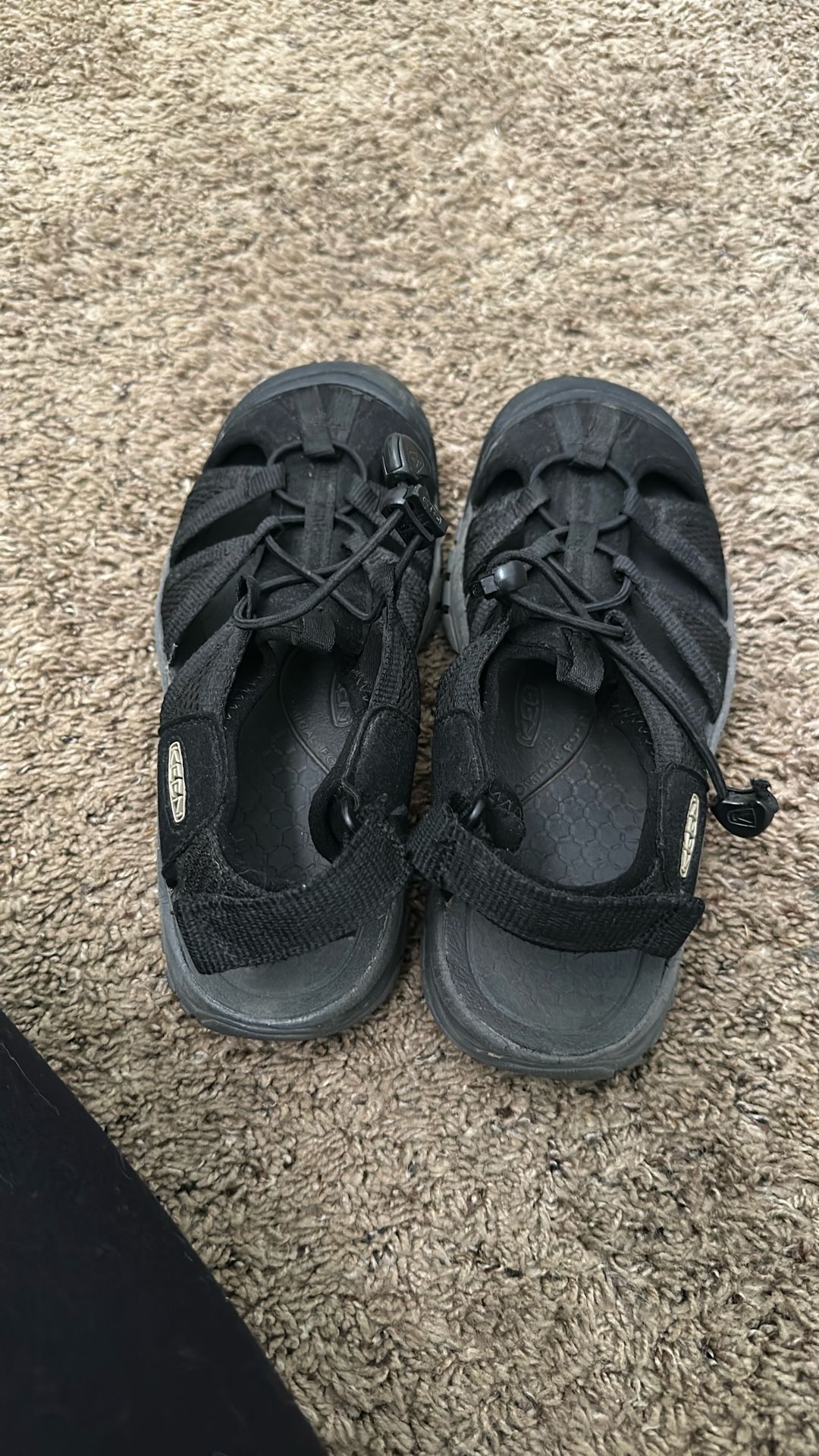 Keen Water Shoes Size 7 Women