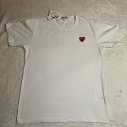 Comme des Garcons PLAY White With Red Heart Patch T-Shirt NWT
