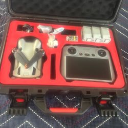 DJI Mini 4 Pro Fly More 