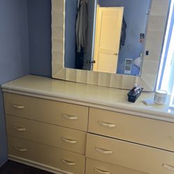 DRESSERS WITH MIRRORS BOTH TOGETHER 
